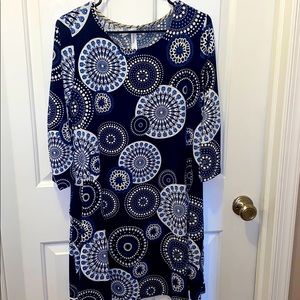 Navy classic, perfectly detailed dress
